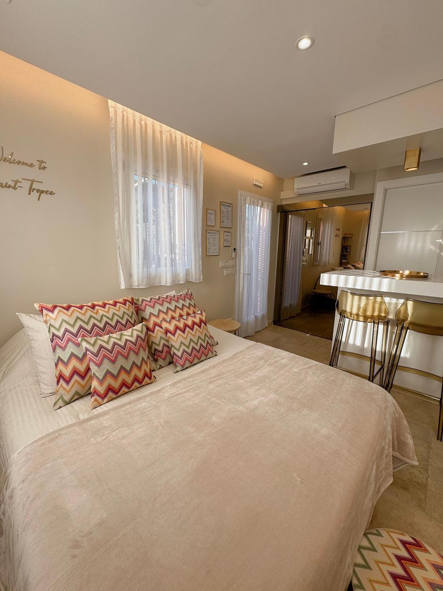Studio Climatise, Terrasse, Parking Prive, 50M De La Plage Saint-Tropez Exterior foto